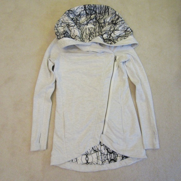 lululemon athletica Jackets & Blazers - LULULEMON Method Wrap Asymmetrical Jacket Heathered Ghost Nesting Bird Size 10